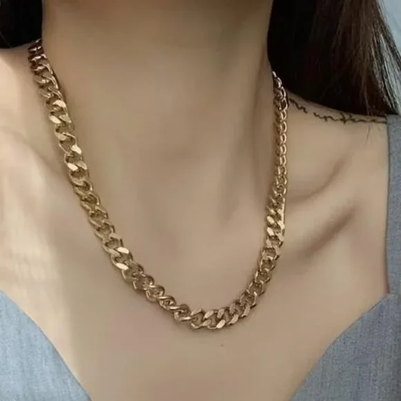 Stainless Steel Golden 9mm Choker Necklace, Six-Sided Polished Clavicle Chain - Picture 9 of 9